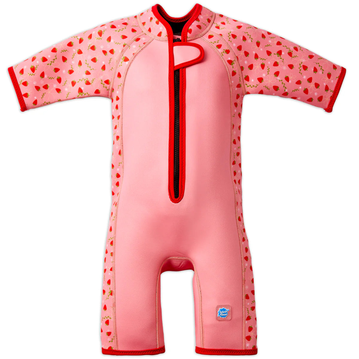 Fato de praia/piscina térmico infantil Splash About, cor rosa com padrão de morangos nos braços e laterais, fecho frontal preto e acabamentos vermelhos.