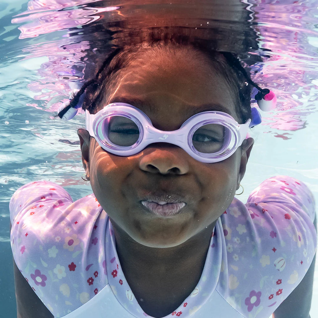 Óculos de natação infantis Splash About Guppy em rosa para crianças dos 2 aos 6 anos com proteção UV.