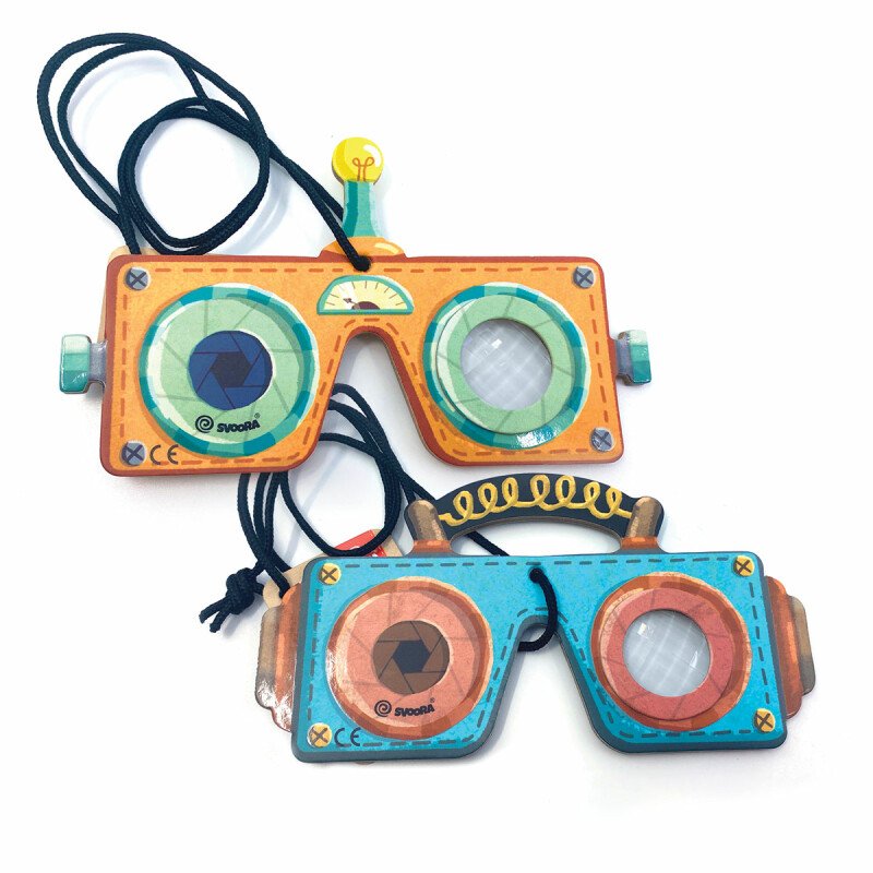 Caleidoscópio Svoora Robot aberto, mostrando o design de robô com cores vibrantes e impressão UV. Produto da FreePlay.