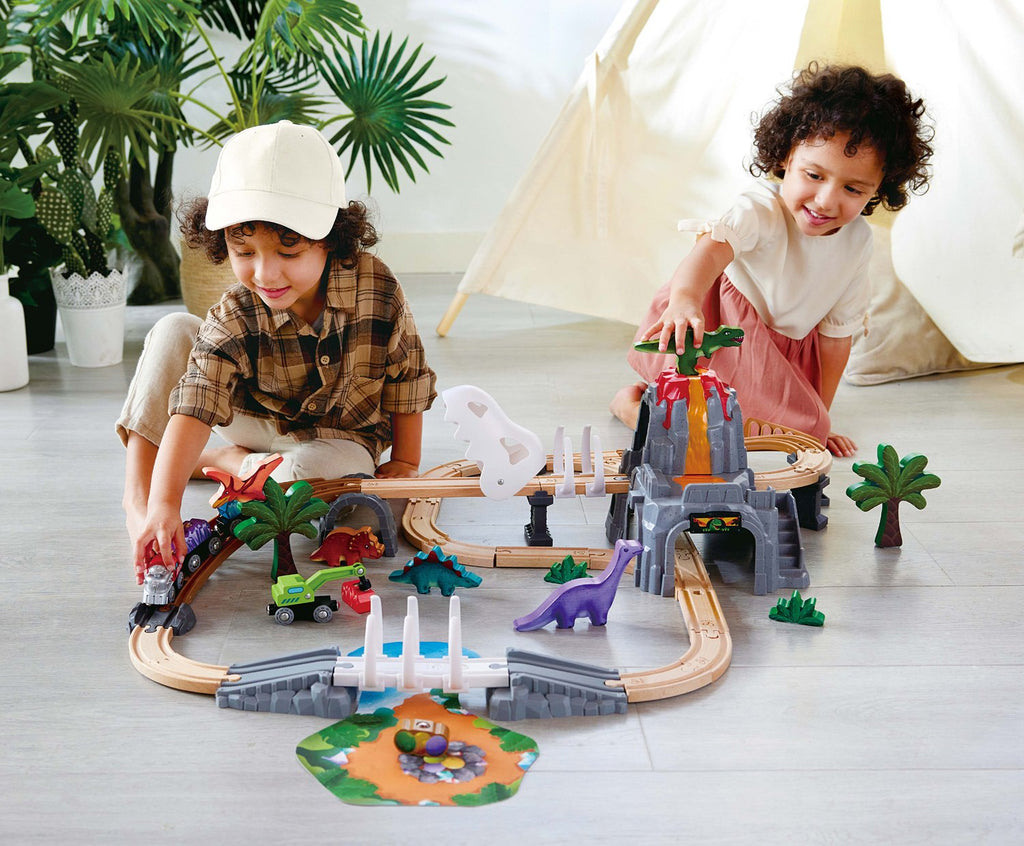 Hape Mega Track Train and Dinosaurs - Magnetic