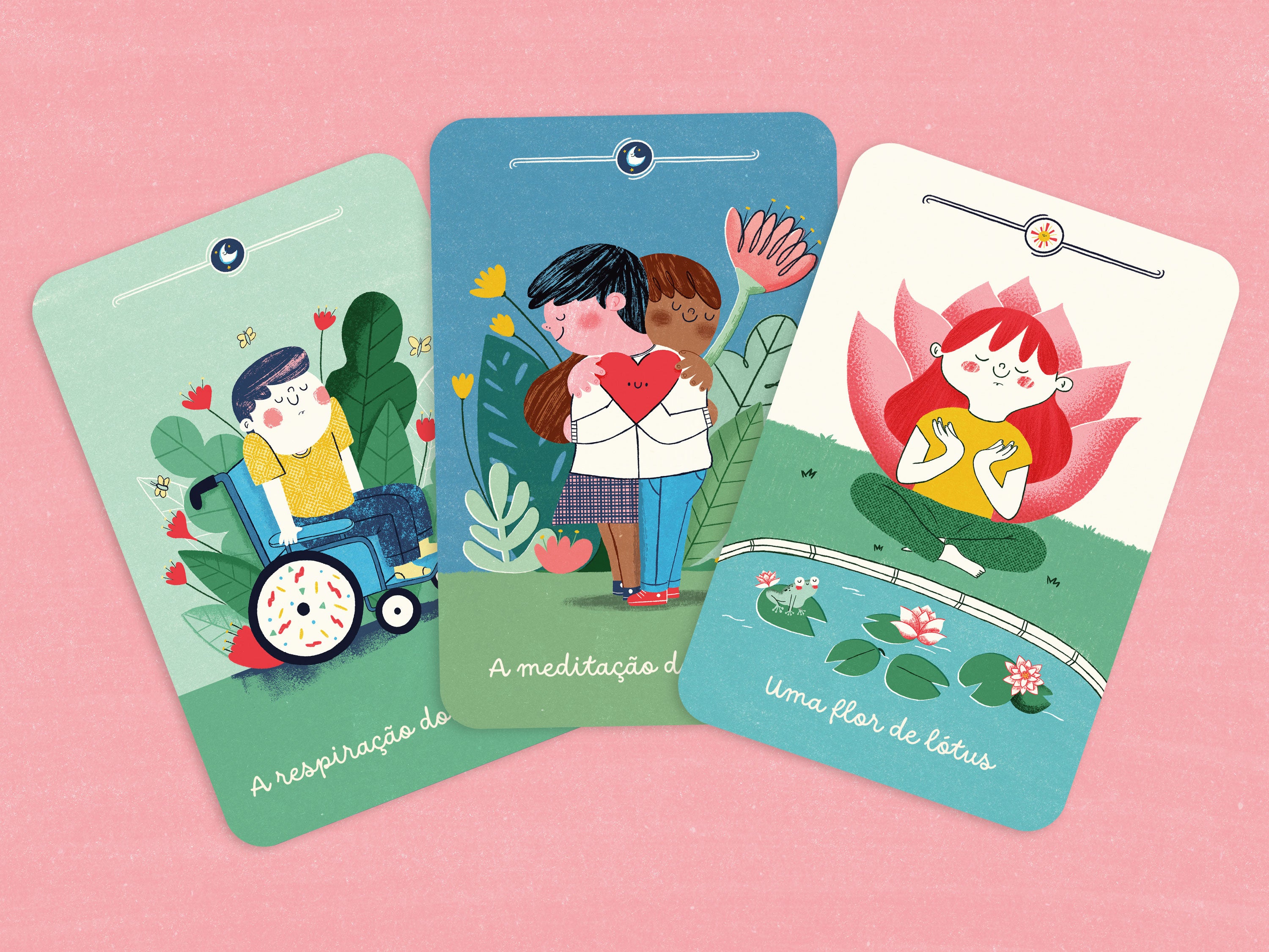 Detalhe das 32 cartas ilustradas do baralho "THE HAPPY GANG", mostrando cores vibrantes e temas de bem-estar.