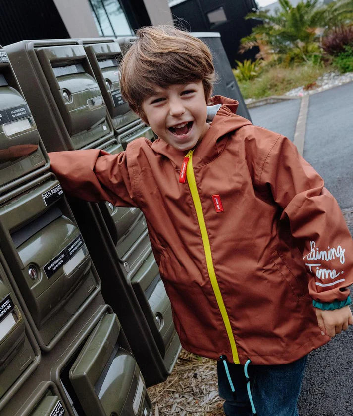 Hello Hossy Casaco Peanut impermeável com capuz