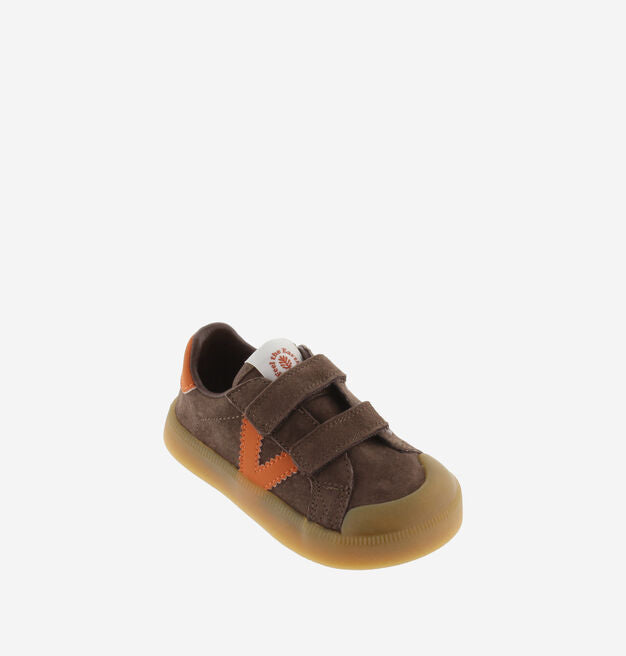 Sapatilhas barefoot Victoria Oliver Marron com tiras aderentes para criança