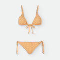 Biquíni triangular Waterlemon em laranja torrado com padrão geométrico, top e cueca de laçar, apresentado plano sobre fundo neutro.