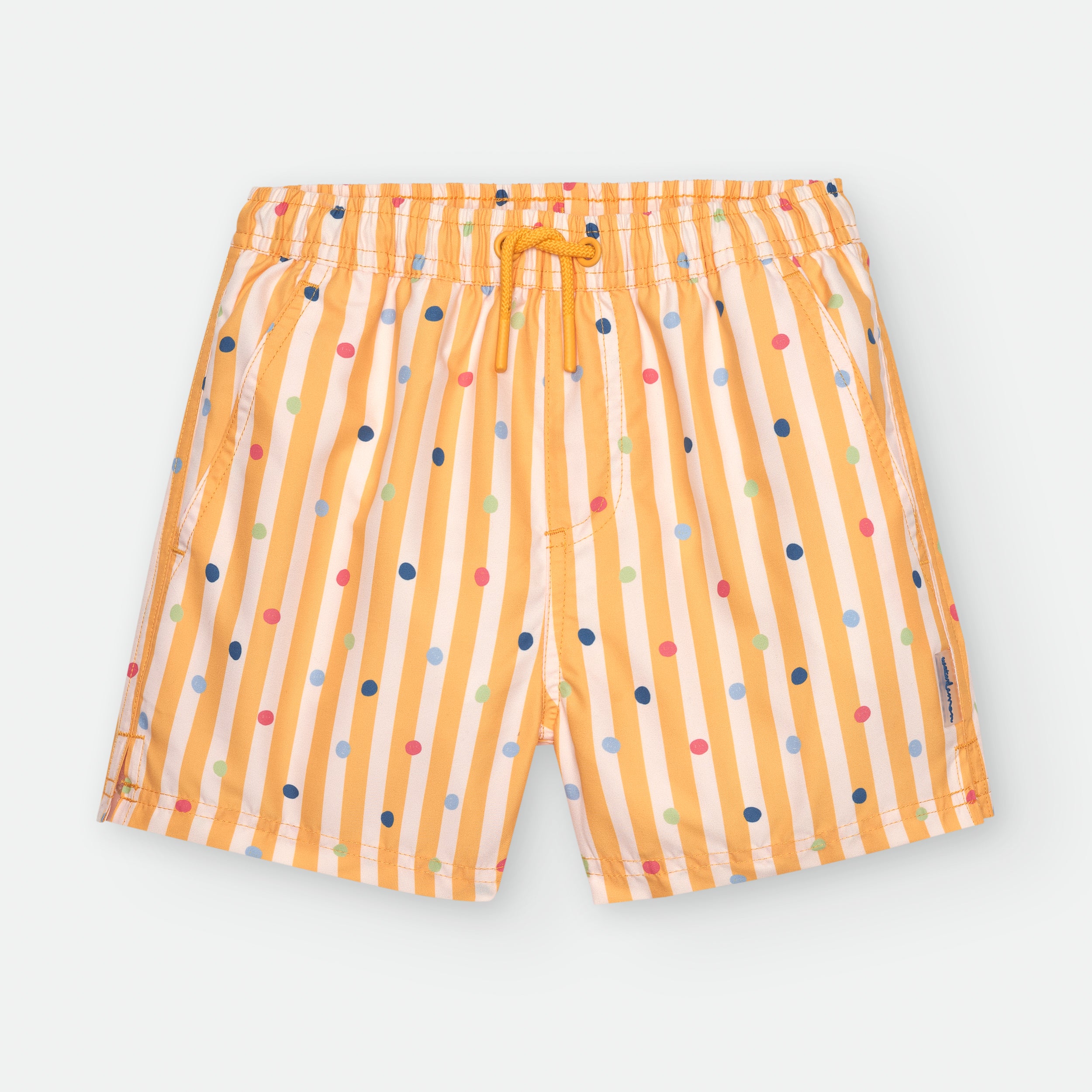 Calção de praia Waterlemon amarelo com riscas verticais brancas e bolinhas coloridas, vista frontal, com cordão de ajuste amarelo.