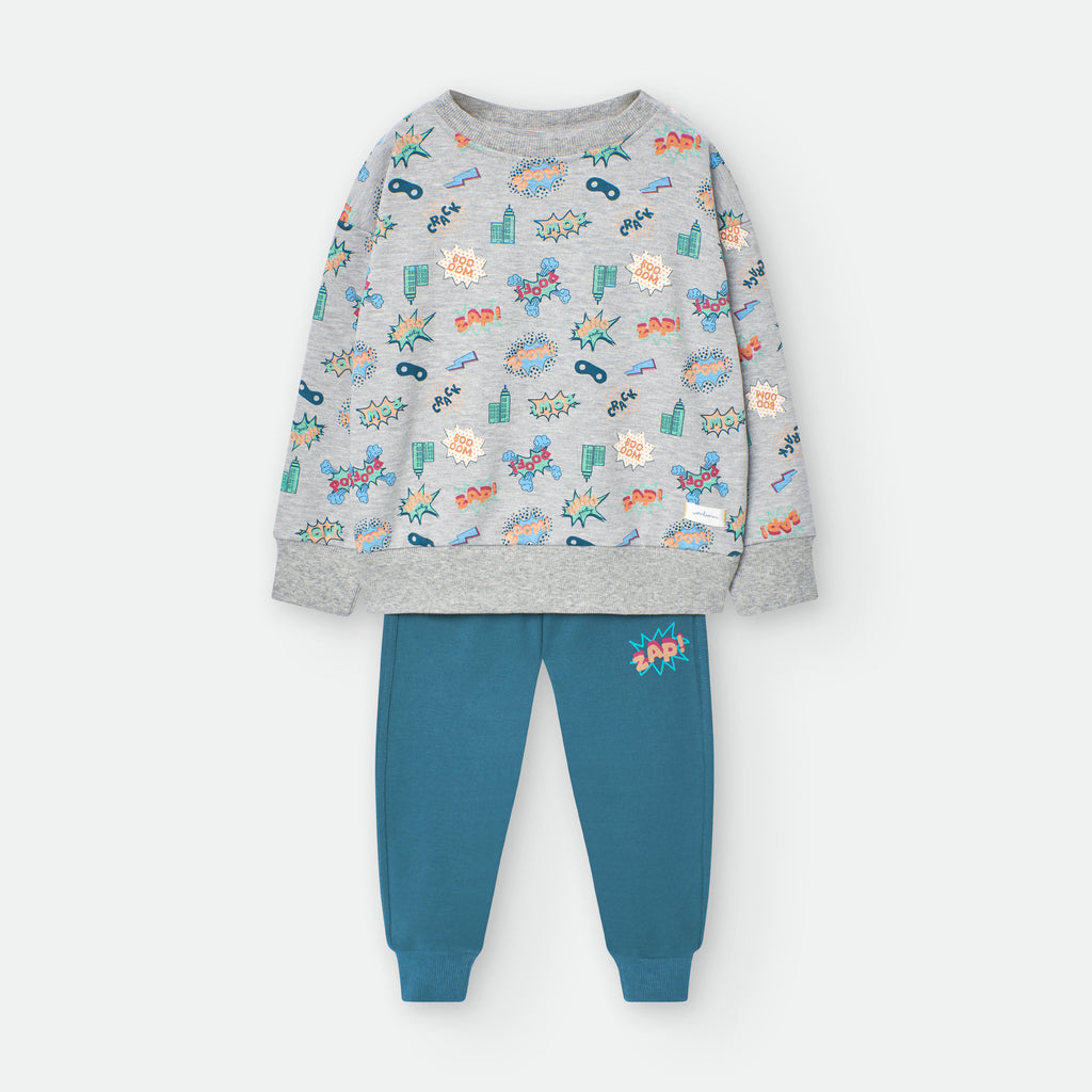 Fato de treino infantil Waterlemon 2 peças: camisola cinza com padrão banda desenhada e calças azul-petróleo, vista frontal.