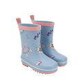 Par de galochas infantis Waterlemon em azul claro com padrão de explosões rosa e detalhes em rosa choque, ideais para dias de chuva.