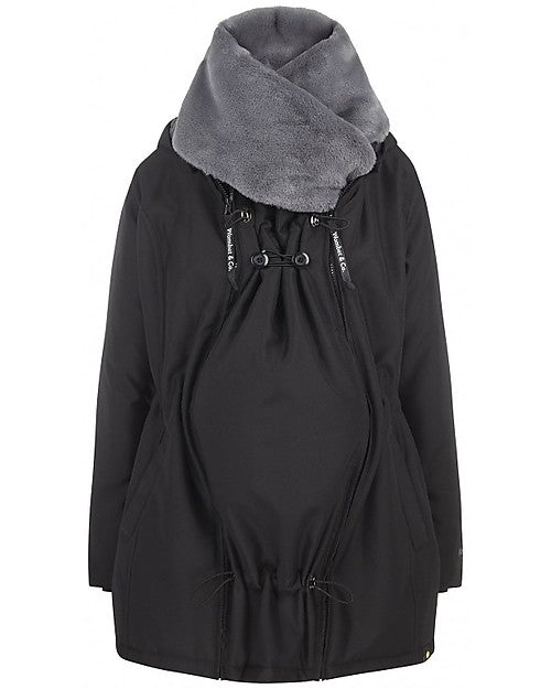 Casaco Wombat Wallaby 2.0 preto com inserção de babywearing e gola de pelo sintético cinza, sem modelo.