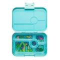 Lancheira Yumbox com 5 compartimentos em tons de azul e pastel aberta mostrando a organização interna.
