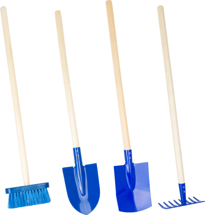 small foot - large gardening tools