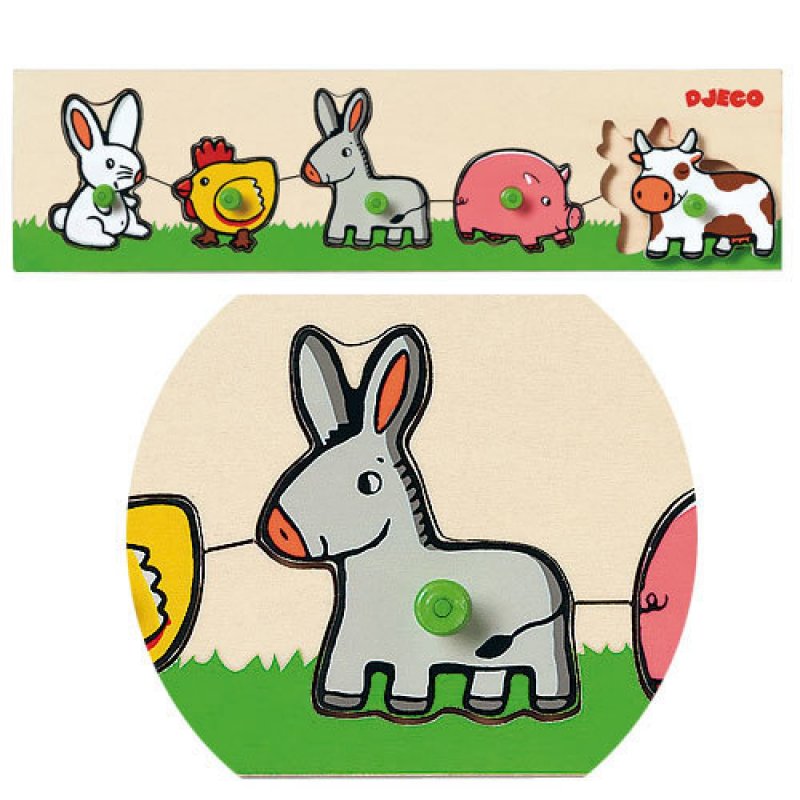 Vista superior do puzzle Djeco Quinta e companhia, com um detalhe ampliado da peça do burro e sua pega verde.