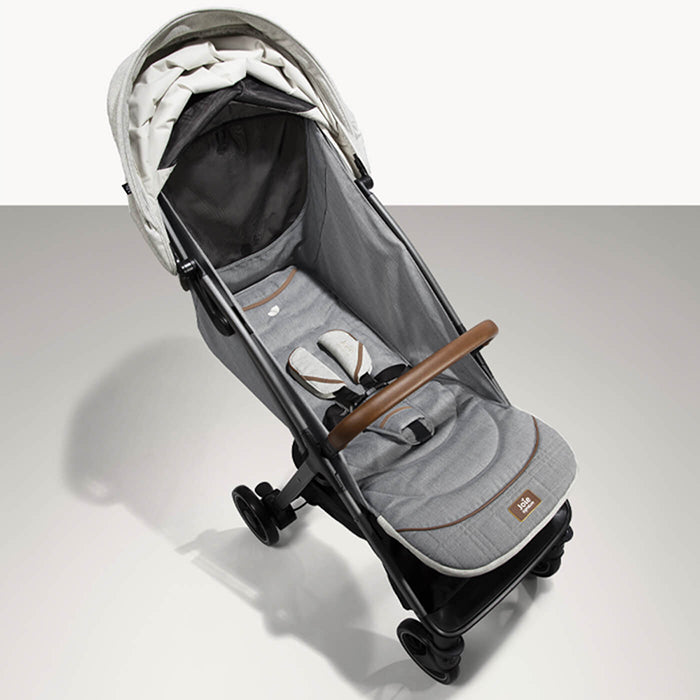 Cochecito compacto Joie Parcel Signature - hasta 22 kg 