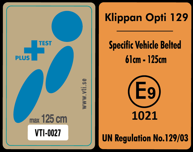 Selo de aprovação do teste Plus Test para a cadeira auto Klippan Opti129, com indicação "Specific Vehicle Belted 61cm - 125cm".