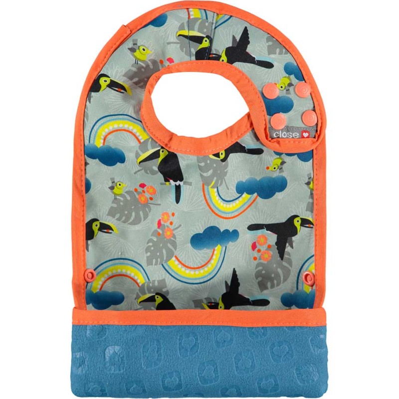 Close Reversible Bib Toucan