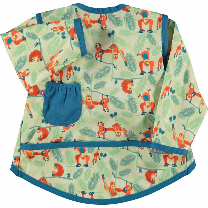 Detalhe do babete com mangas Close em tecido RPET reciclado