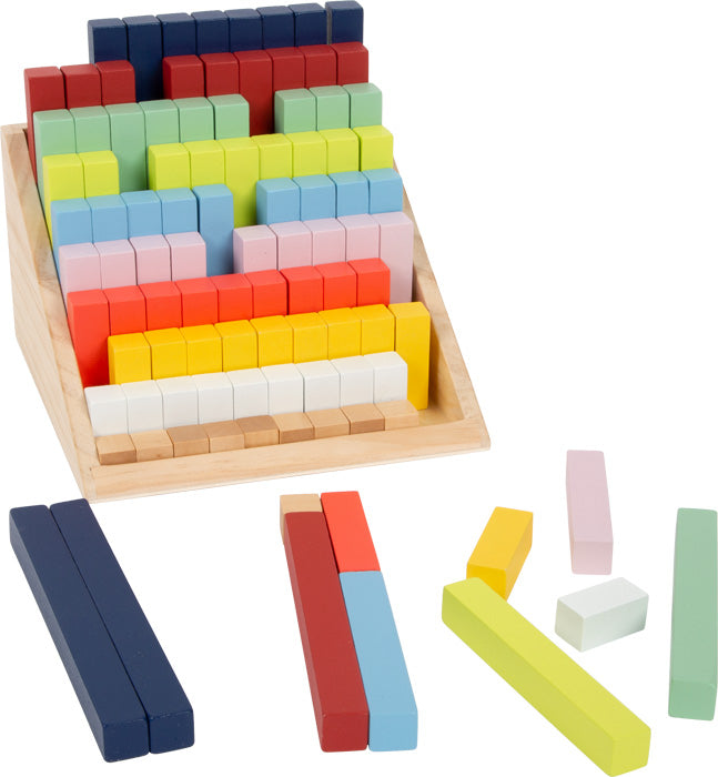 Detalhe do conjunto de barras de cálculo small foot XL, com algumas peças fora da base, mostrando a possibilidade de construção livre e criativa.