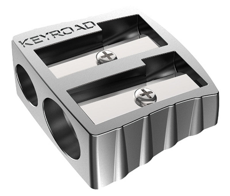 Detalhe em perspetiva do afiador Keyroad de metal com duas bocas.