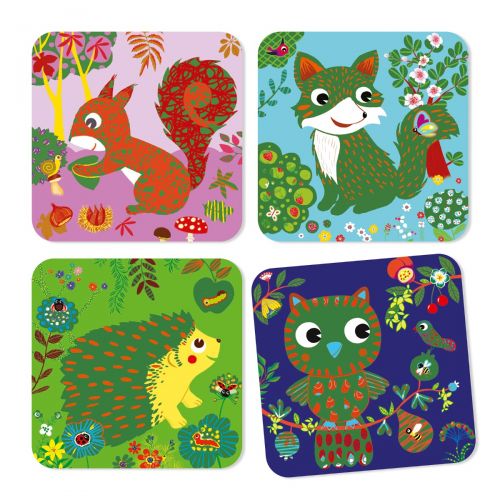 Quatro cartões coloridos das Djeco Actividades Raspar - Criaturas do Campo, mostrando um esquilo, uma raposa, um ouriço e uma coruja em ambientes naturais.