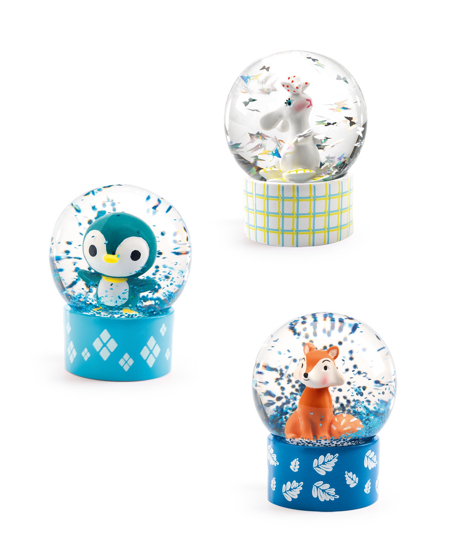 Conjunto de três mini globos de neve Djeco com animais: pinguim, raposa e urso polar, com flocos de brilho a rodopiar.