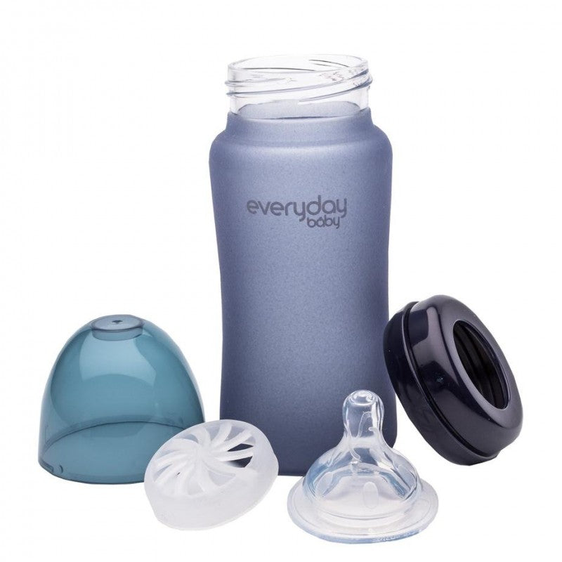 Biberão Everyday Baby de 240ml em cristal de borossilicato com revestimento de silicone protetor, visto de frente.