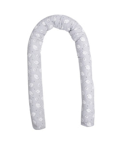 Almofada protetora anti-choque redonda de 200cm, branca com padrão de ovelhas cinzentas, ideal para berço ou alcofa.