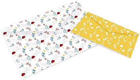 Envelopes decorados com padrões de animais e cogumelos para guardar memórias.