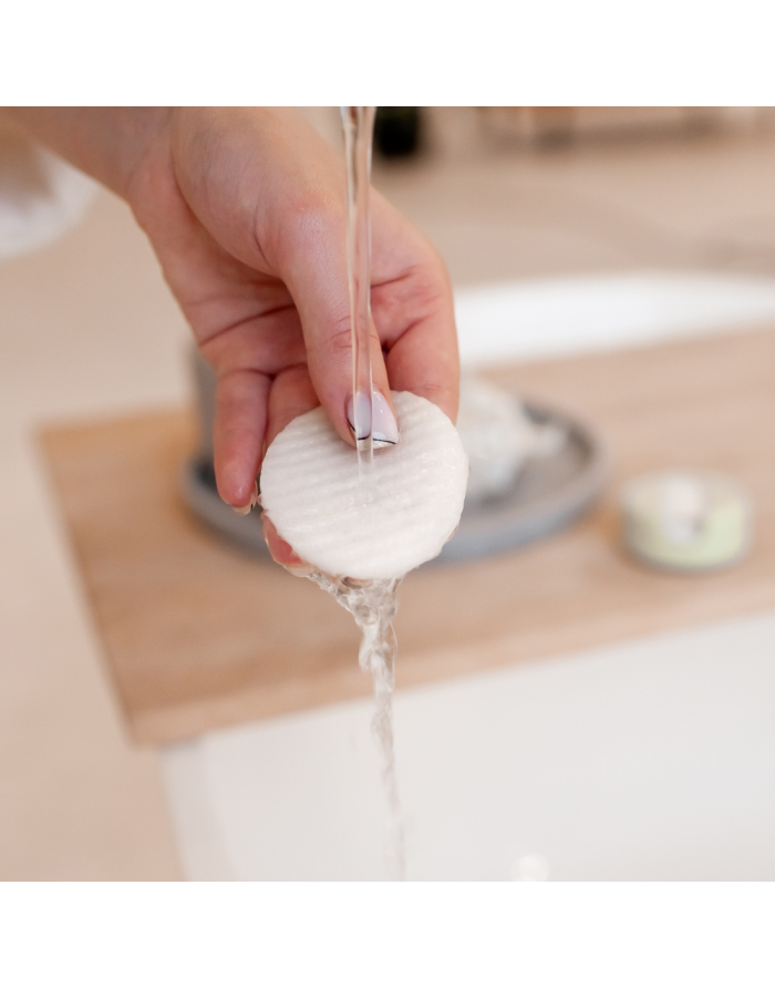 Close-up da composição do disco LastRound, revelando a mistura de fibras de madeira escandinavas e algodão.