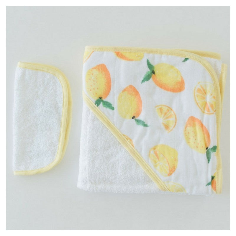 Toalha de rosto Little Unicorn Lemon, pequena e fofa, com o padrão vibrante de limões, ideal para recém-nascidos.
