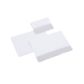 Conjunto de lençóis Micuna Nature para mini-berço, composto por lençol de cima, lençol de baixo ajustável e fronha, em branco e cinza.