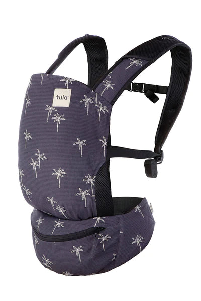 Detalhe do cós da mochila Tula Lite Slate com a bolsa de anca espaçosa integrada, ideal para guardar essenciais.