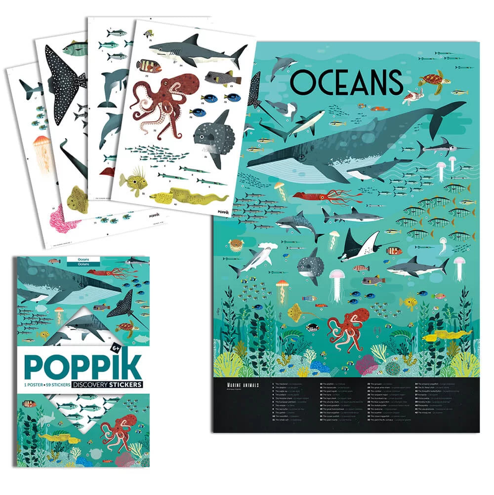 Detalhe de um autocolante reposicionável de tubarão a ser aplicado no poster educativo Poppik sobre os oceanos.