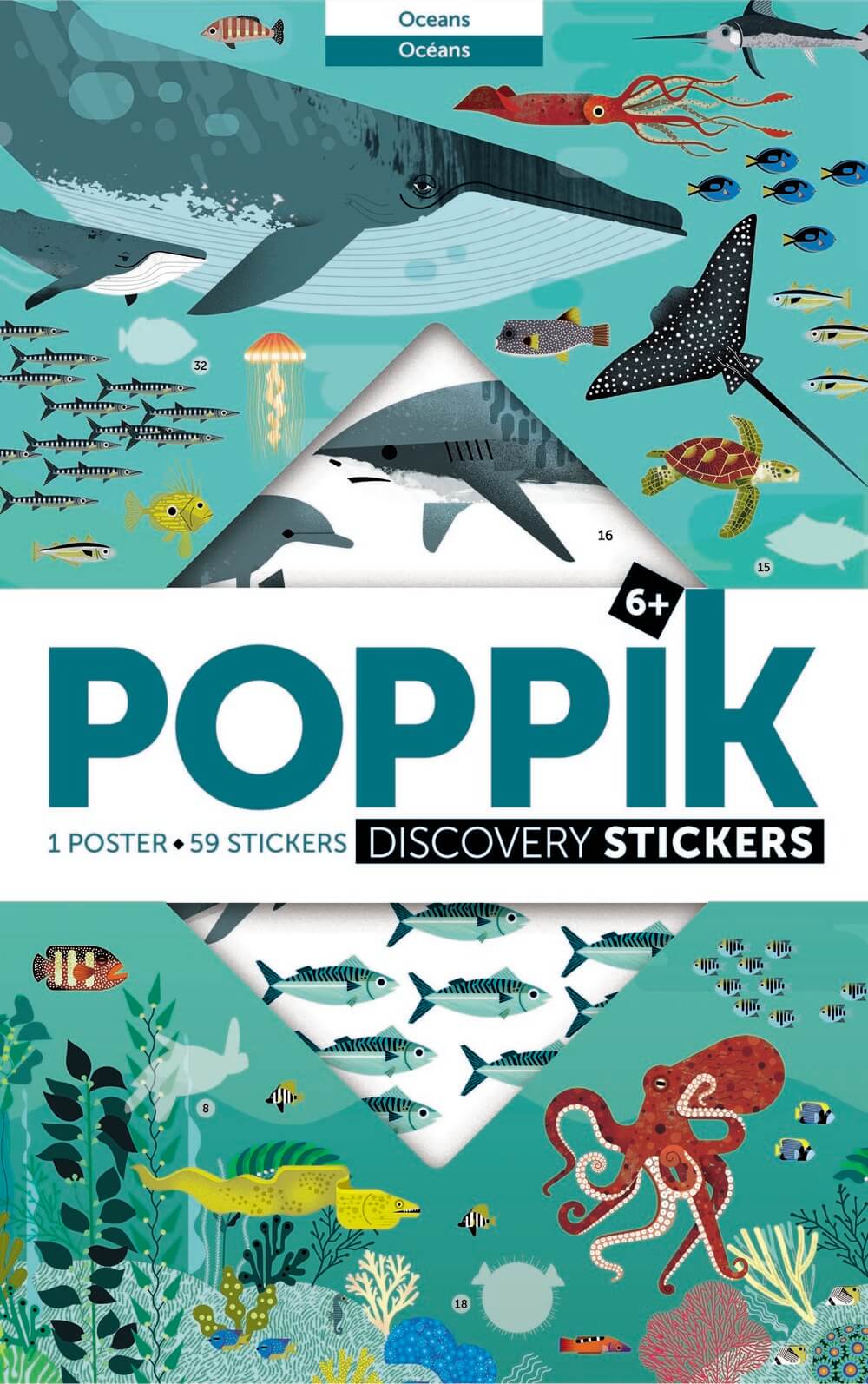 Poster gigante Poppik "Oceanos" montado, ilustrando vida marinha colorida com autocolantes de animais marinhos aplicados.