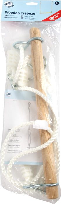 Trapézio de madeira "small foot" suspenso por cordas ajustáveis, pronto para brincar no interior ou exterior.