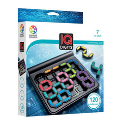 Caixa do jogo SmartGames IQ Digits mostrando o tabuleiro e as peças coloridas, com indicação da faixa etária e número de desafios.