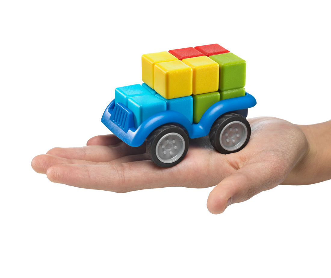 Caixa do SmartGames SmartCar Mini, puzzle 3D de construção de carro com blocos coloridos, mostrando a embalagem transparente e os 48 desafios.