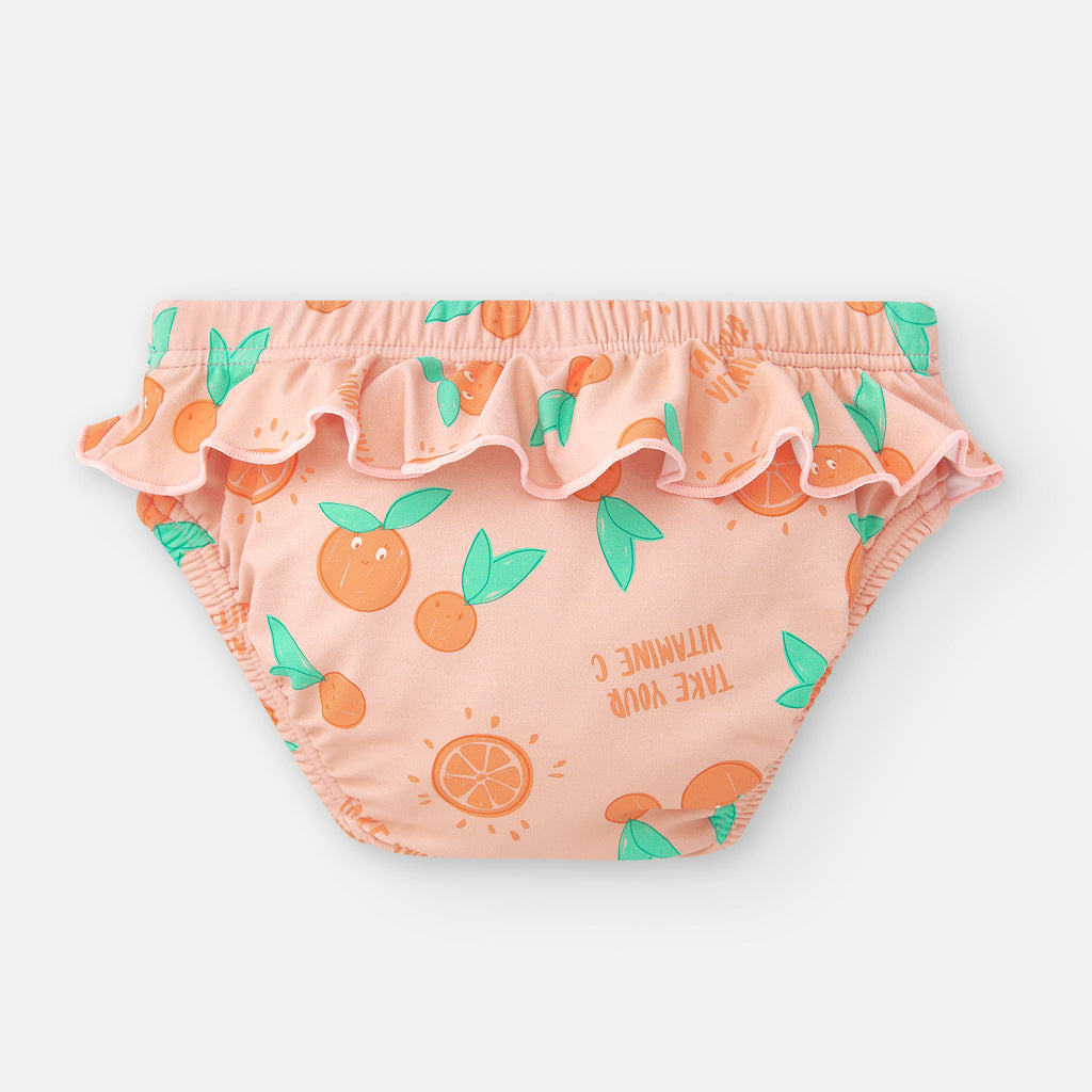 Vista traseira da cueca de banho com laranjas e a frase "Take your Vitamin C" em texto branco invertido.