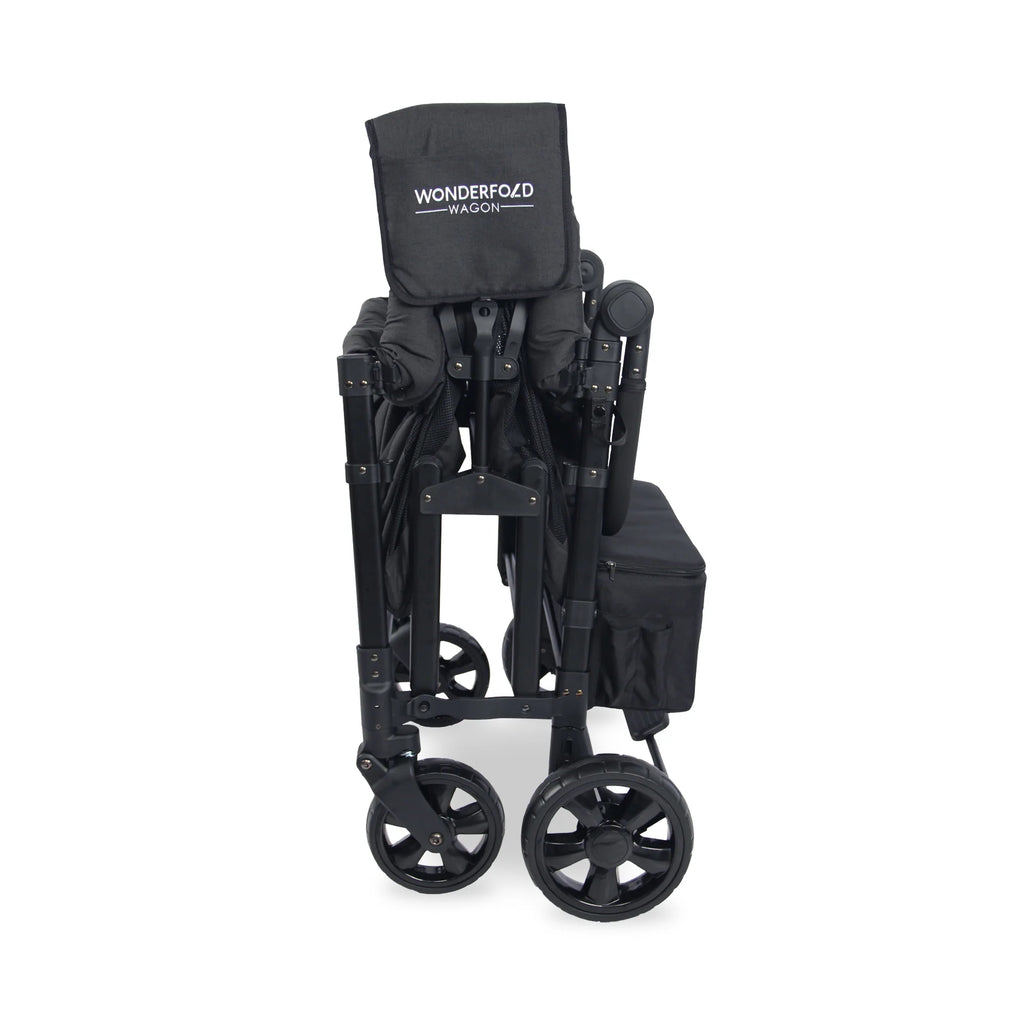 Close-up do guiador ajustável em couro vegano do Wonderfold Wagon W4, com o sistema de travão de pé visível.