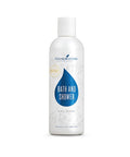 Base de gel de banho e duche Young Living, transparente, em embalagem simples, pronta para personalização com óleos essenciais.