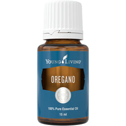 Frasco de óleo essencial Young Living Orégão (Oregano) de 15ml, com rótulo característico da marca e tampa de segurança. Imagem de estúdio.